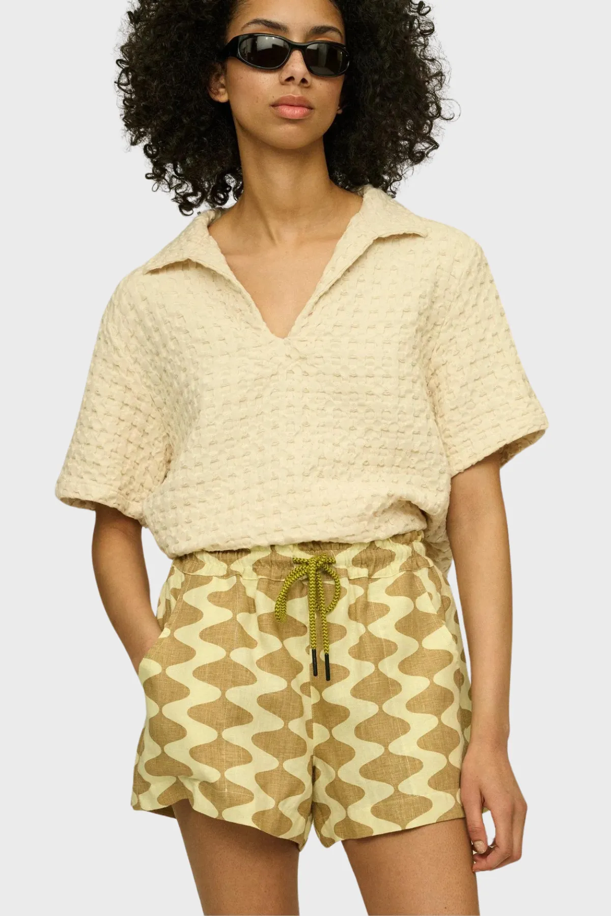 Linen Shorts in Lauda Drizzle