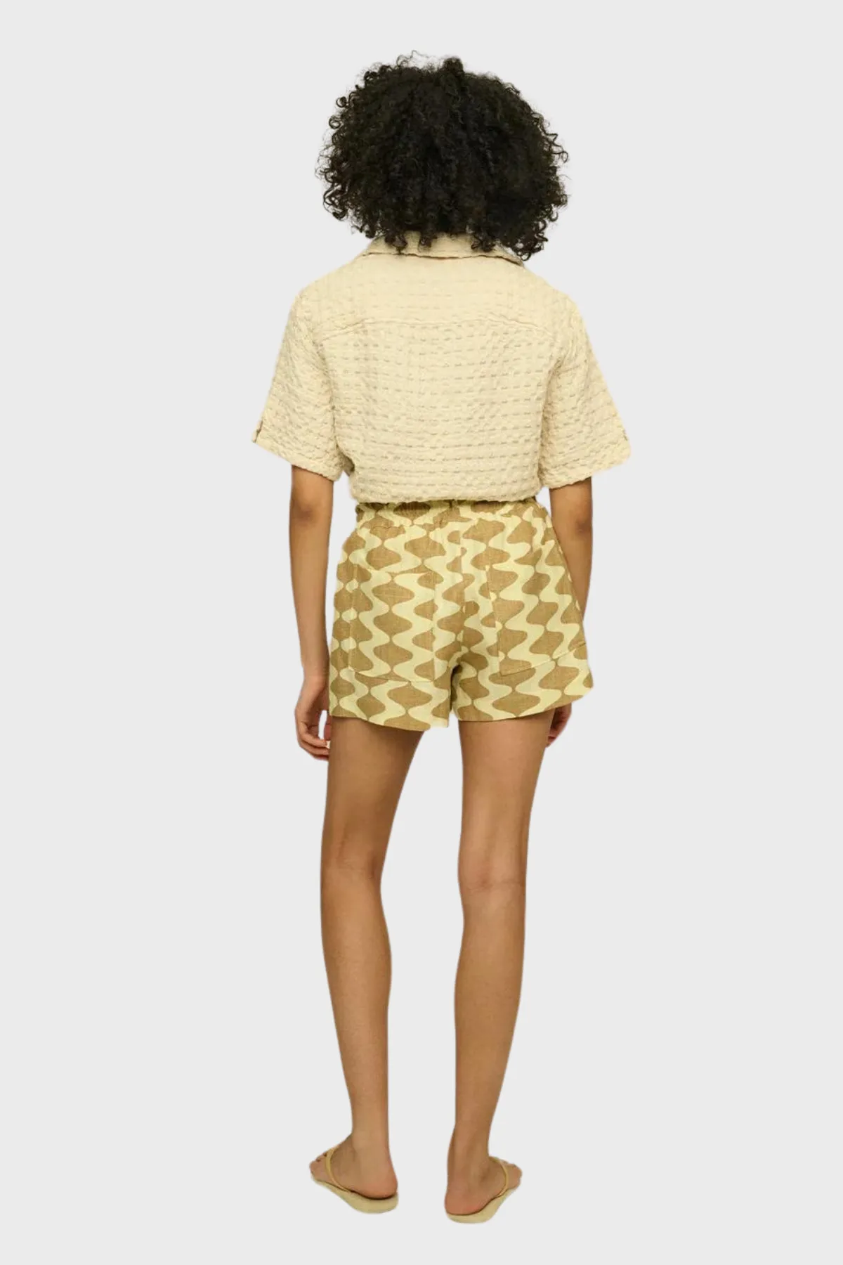Linen Shorts in Lauda Drizzle