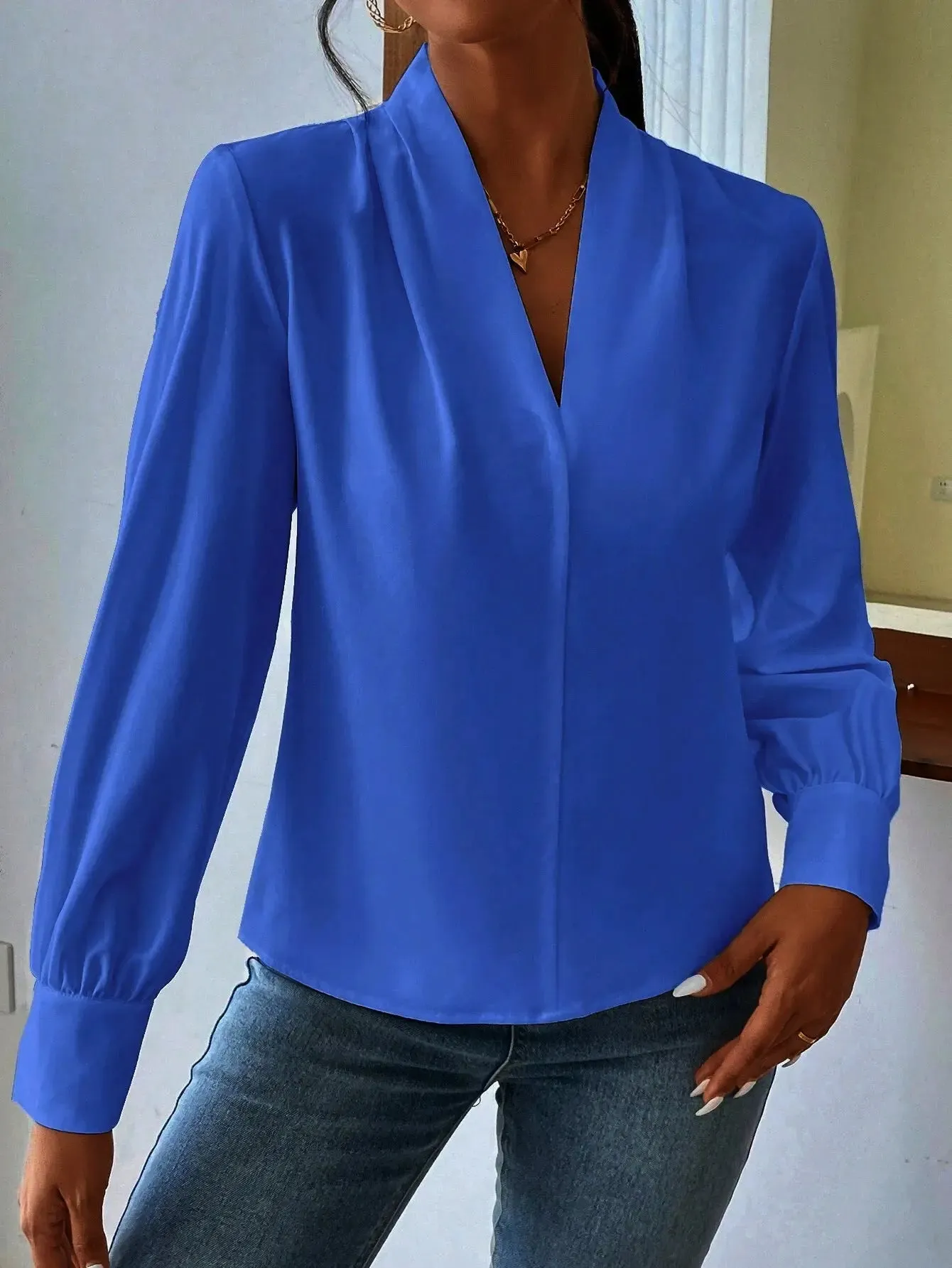 Long Sleeve Design Sense V-neck Loose Top - Effortlessly Stylish and Comfortable