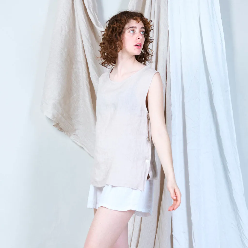 Sided buttoned linen tank wholesale