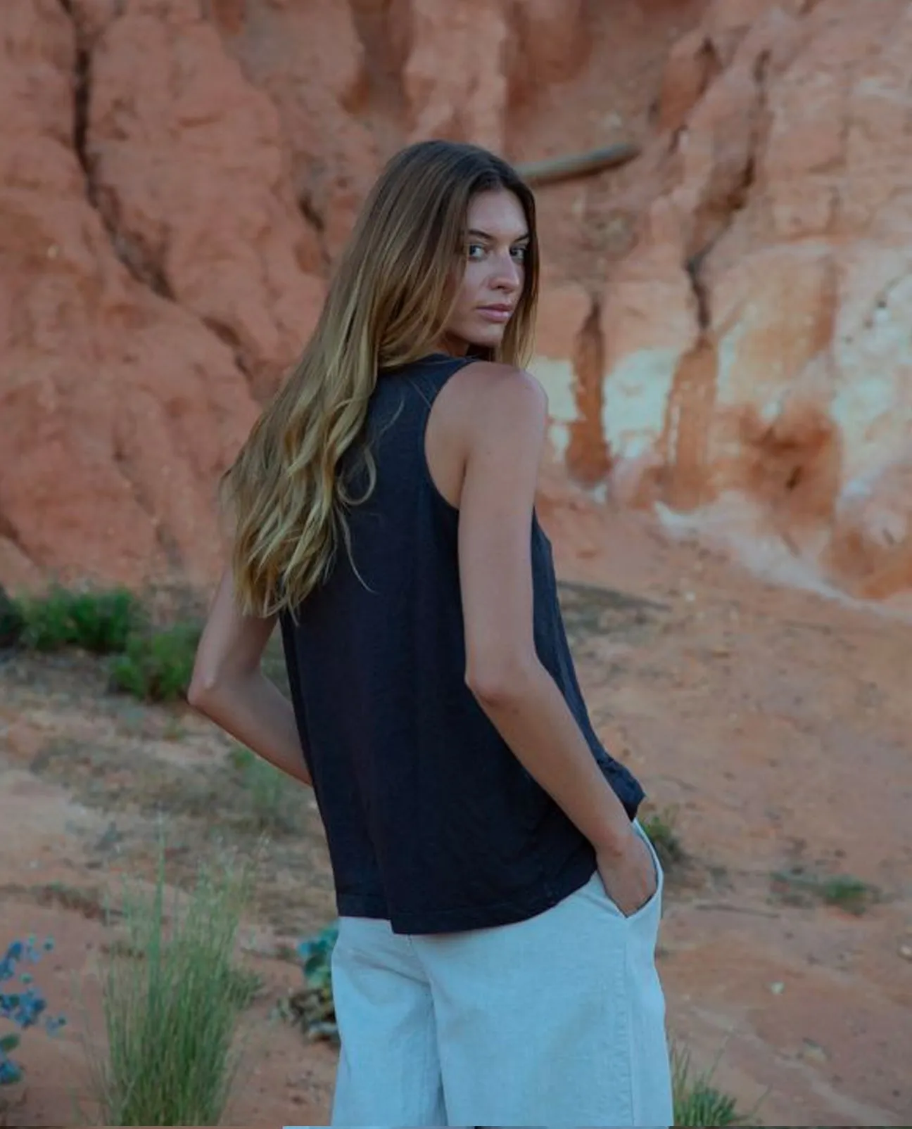 Thea-May Linen Jersey Vest In Granite